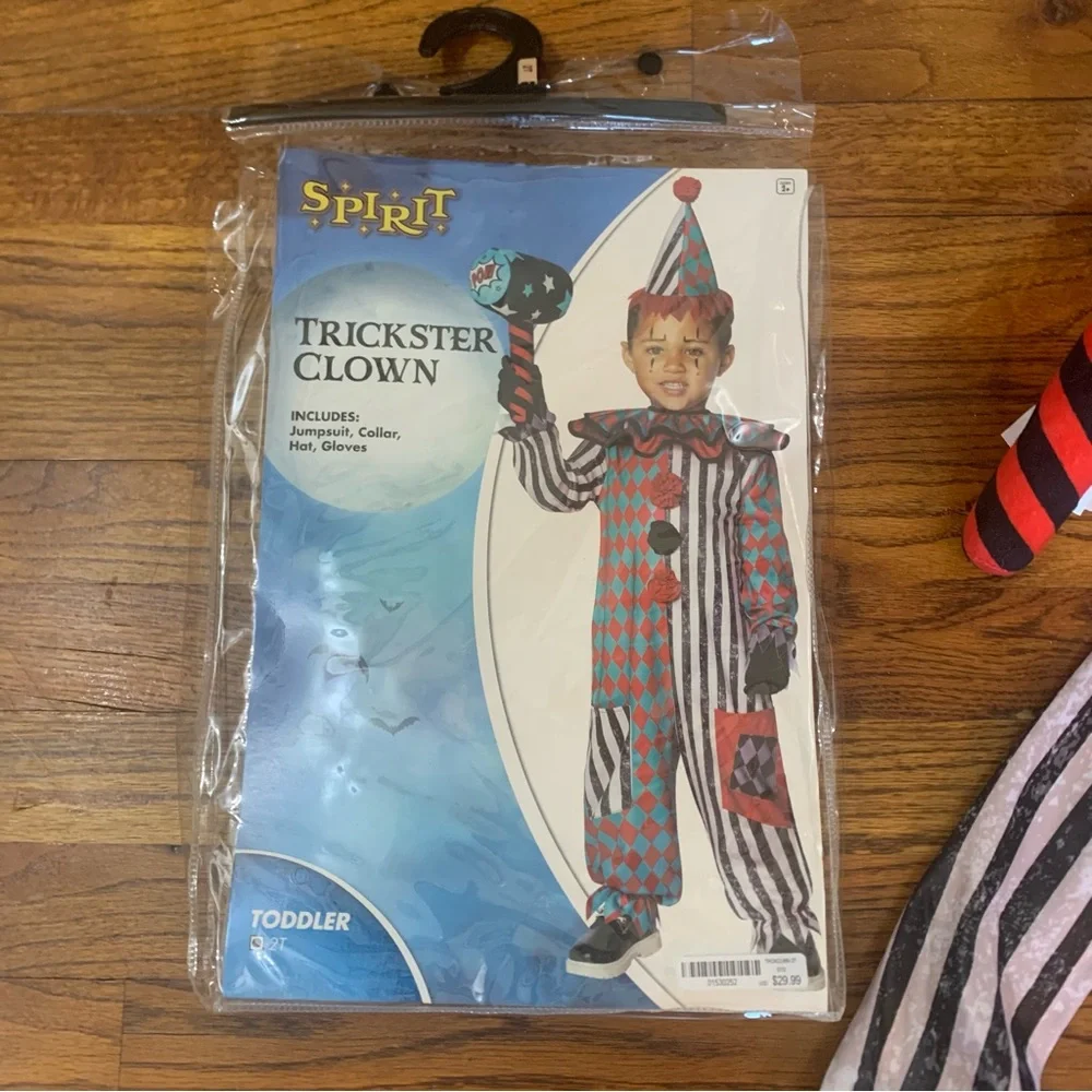 Spirit halloween trickster